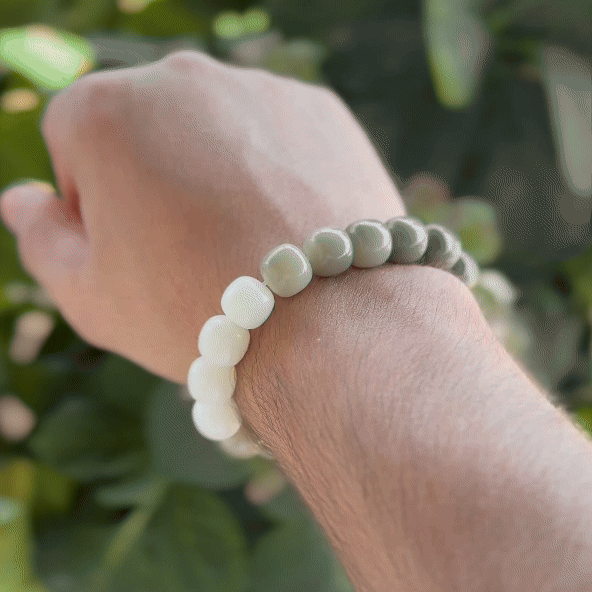 White to Dark Khaki Bodhi Bracelet